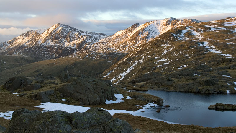 Dawn light on Bow Fell & Allen Crags Dawn light on Bow Fell & Allen Crags