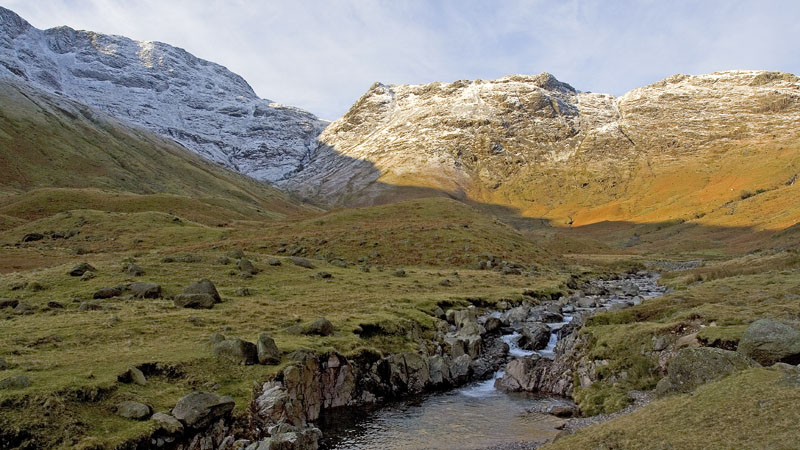 Mickleden Beck & Rossett Pike Mickleden Beck & Rossett Pike