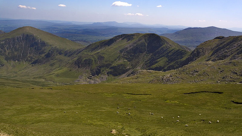 Pen Llithrig y Wrach & Pen yr Helgi Du
