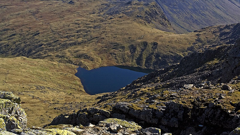 Angle Tarn from Esk Pike cliffs Angle Tarn from Esk Pike cliffs