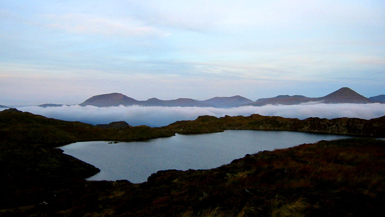 Moel Hebog & Nantlle ridges & Yr Aran over Llyn Edno Moel Hebog & Nantlle ridges & Yr Aran over Llyn Edno