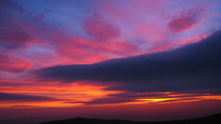 Dawn sky from Llwytmor