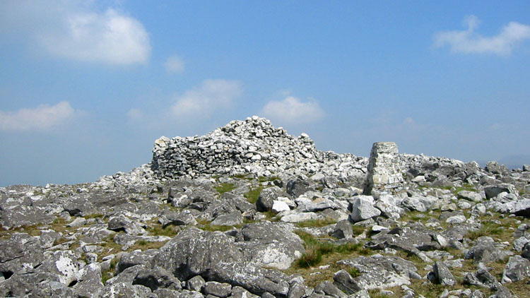 Garreg Lwyd Garreg Lwyd