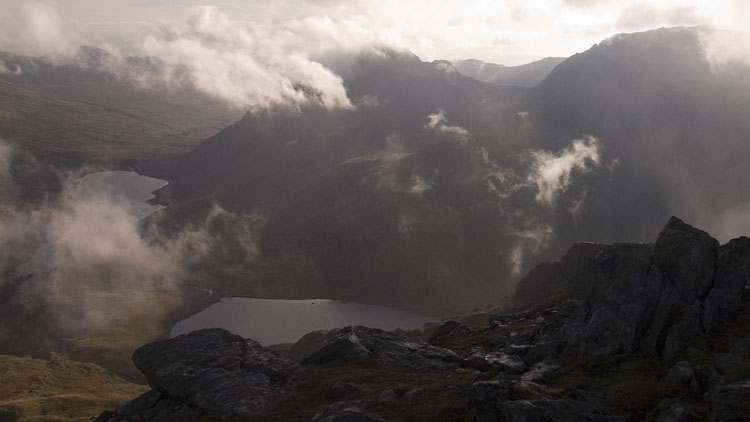 Turbulent mist and the Glyderau