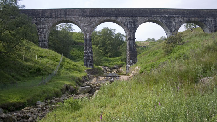 Bridge over Blayshaw Gill
