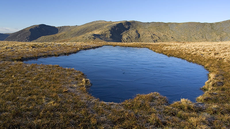 Frozen pool on Y Braich