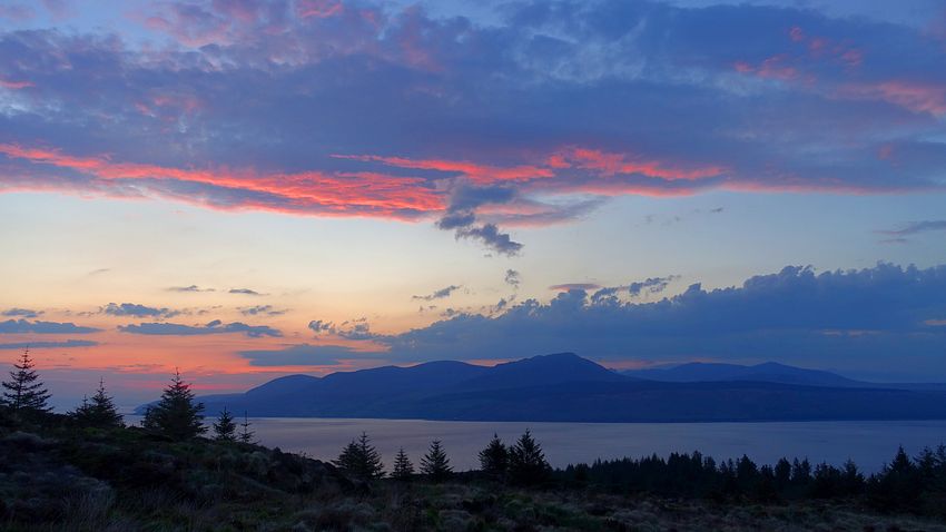 Sunrise from Pitch on Cnoc nan Gabhar