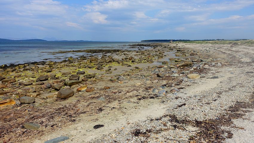 Shore north of Tayinloan ferry terminal