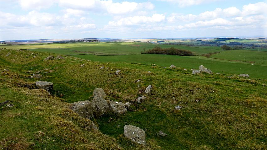 Ramparts approaching Brocolitia Fort
