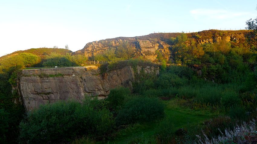 Early light on Tegg's Nose quarry
