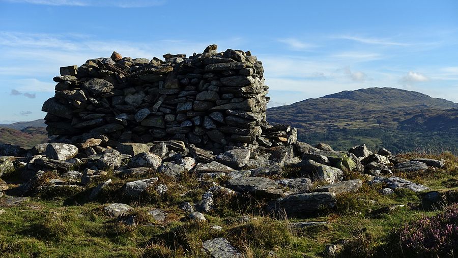 Foel Offrwm summit block of stones Foel Offrwm summit block of stones