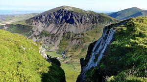 Mynydd Mawr from Y Garn