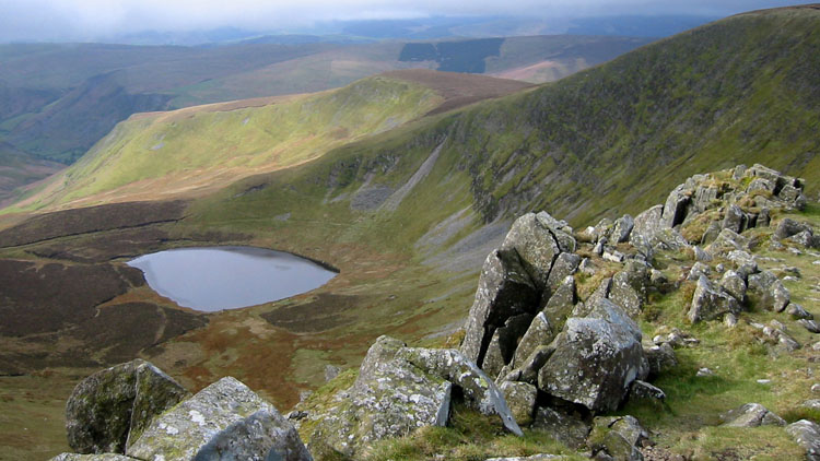 View south over Llyn Lluncaws