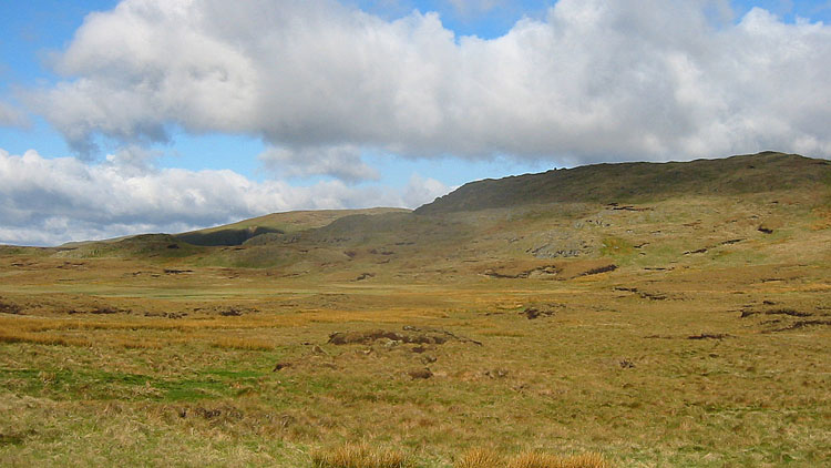 Approaching Tarn Crag