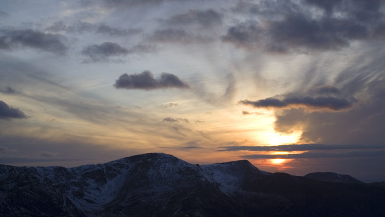 Sunset behind High Stile ridge Sunset behind High Stile ridge