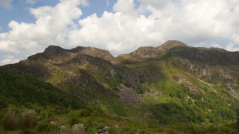 Craig Wen & Craiglwyn from Crimpiau