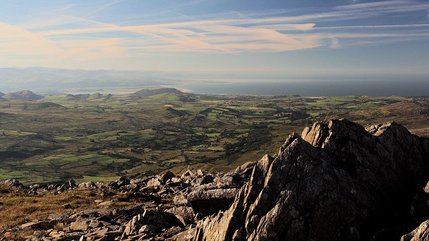 Early light on Craig Cwm Silyn looking SE