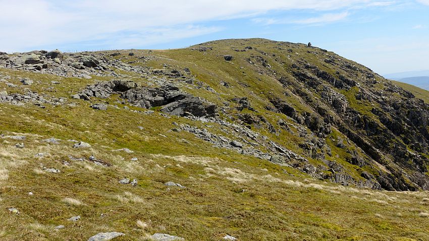 Approaching Erw y Ddafad-ddu summit