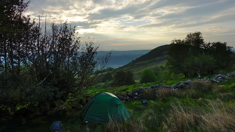 Early sky at the pitch