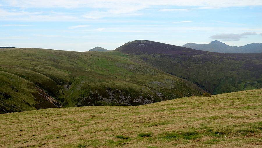 Approaching the head of the Dyffryn valley