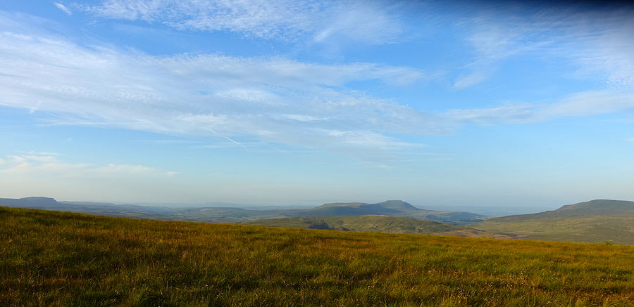 The Three Peaks from Great Knoutberry Hill